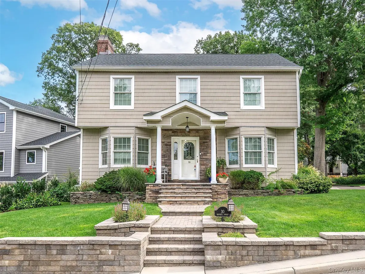 30 Waverly Street, Glen Head, NY 11545 - #1