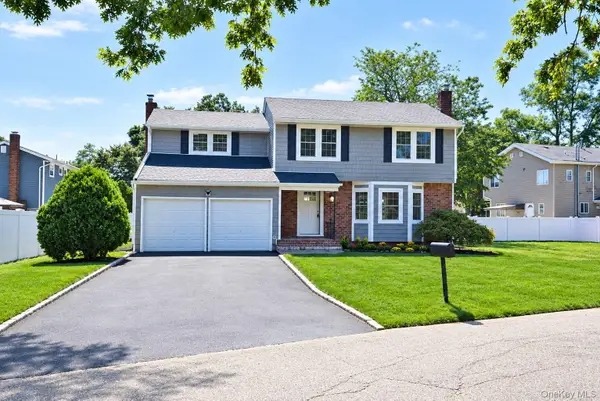 26 Tell Avenue, Deer Park, NY 11729