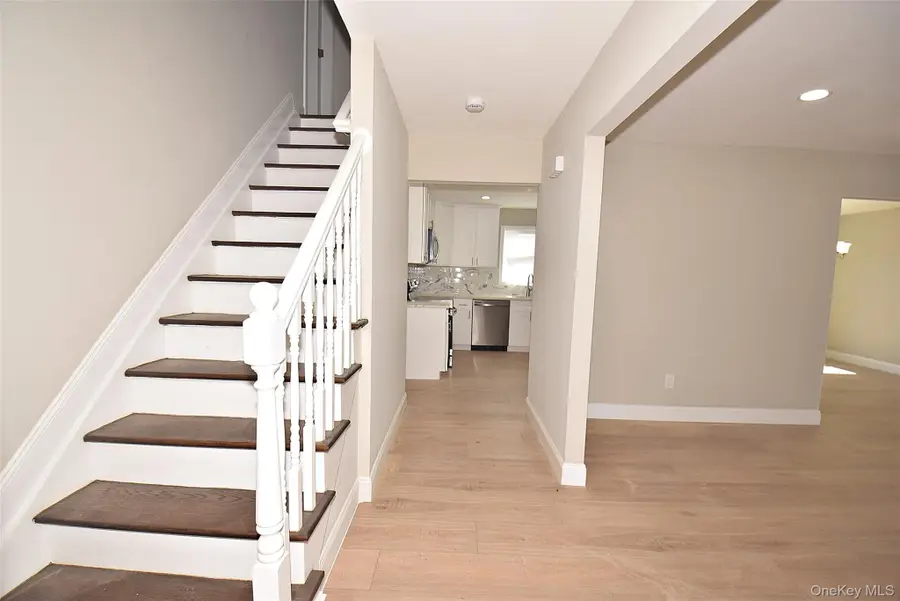 26 Tell Avenue, Deer Park, NY 11729 - #3