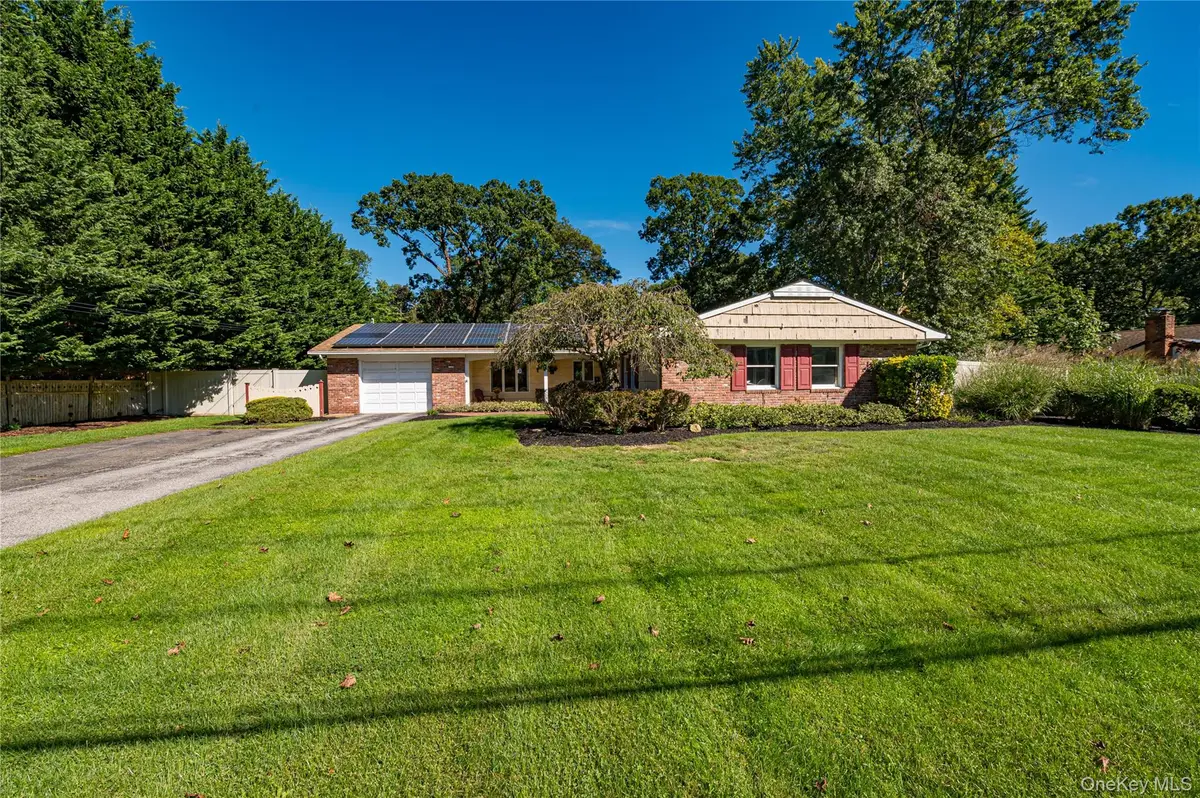 3 High Gate Drive, East Setauket, NY 11733 - #1