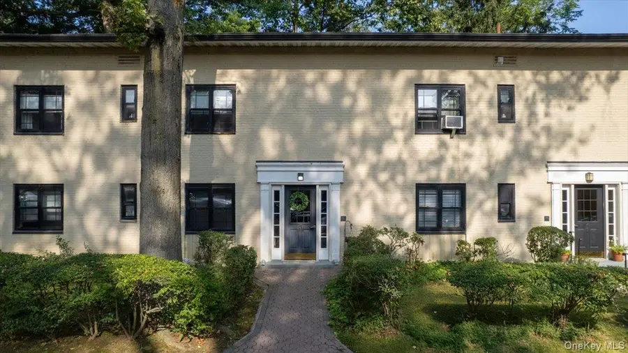 3 Whitehall Road #21, Eastchester, NY 10709 - #2
