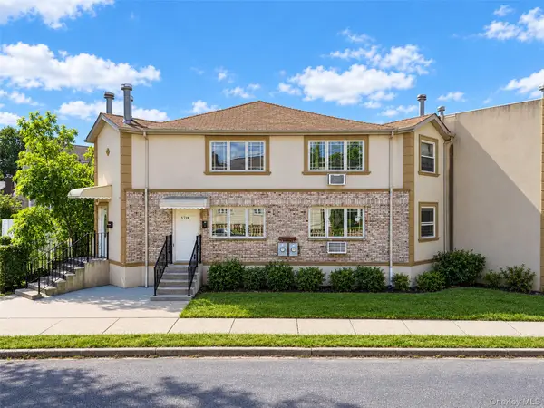 577 Aztec Place, Far Rockaway, NY 11691