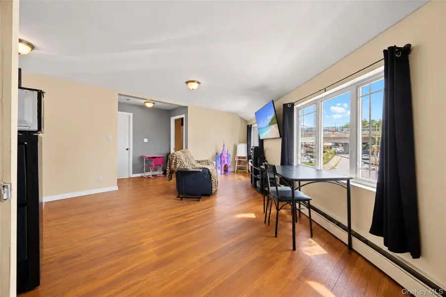 577 Aztec Place, Far Rockaway, NY 11691 - #2