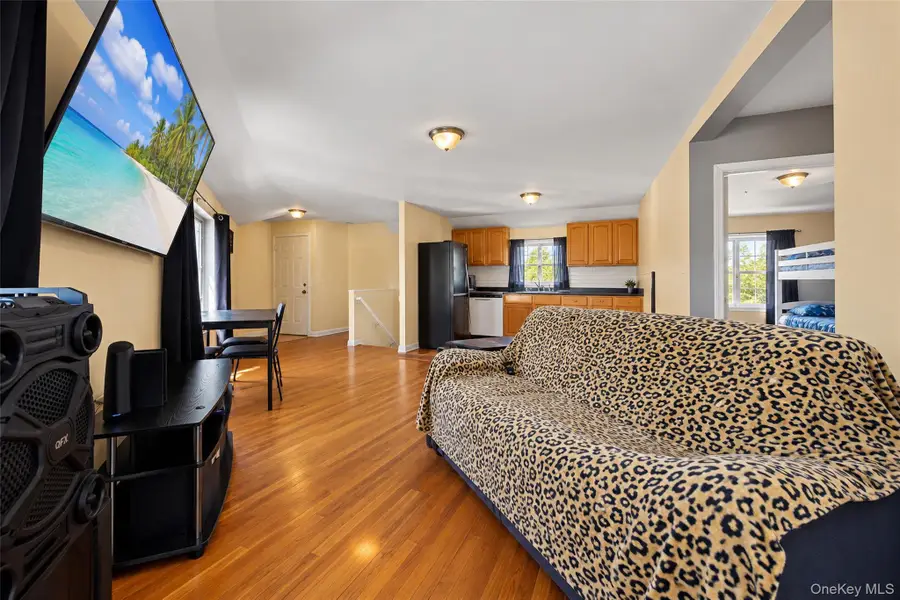577 Aztec Place, Far Rockaway, NY 11691 - #3
