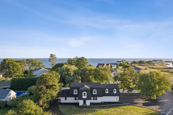80 Oak Road, Bayport, NY 11705