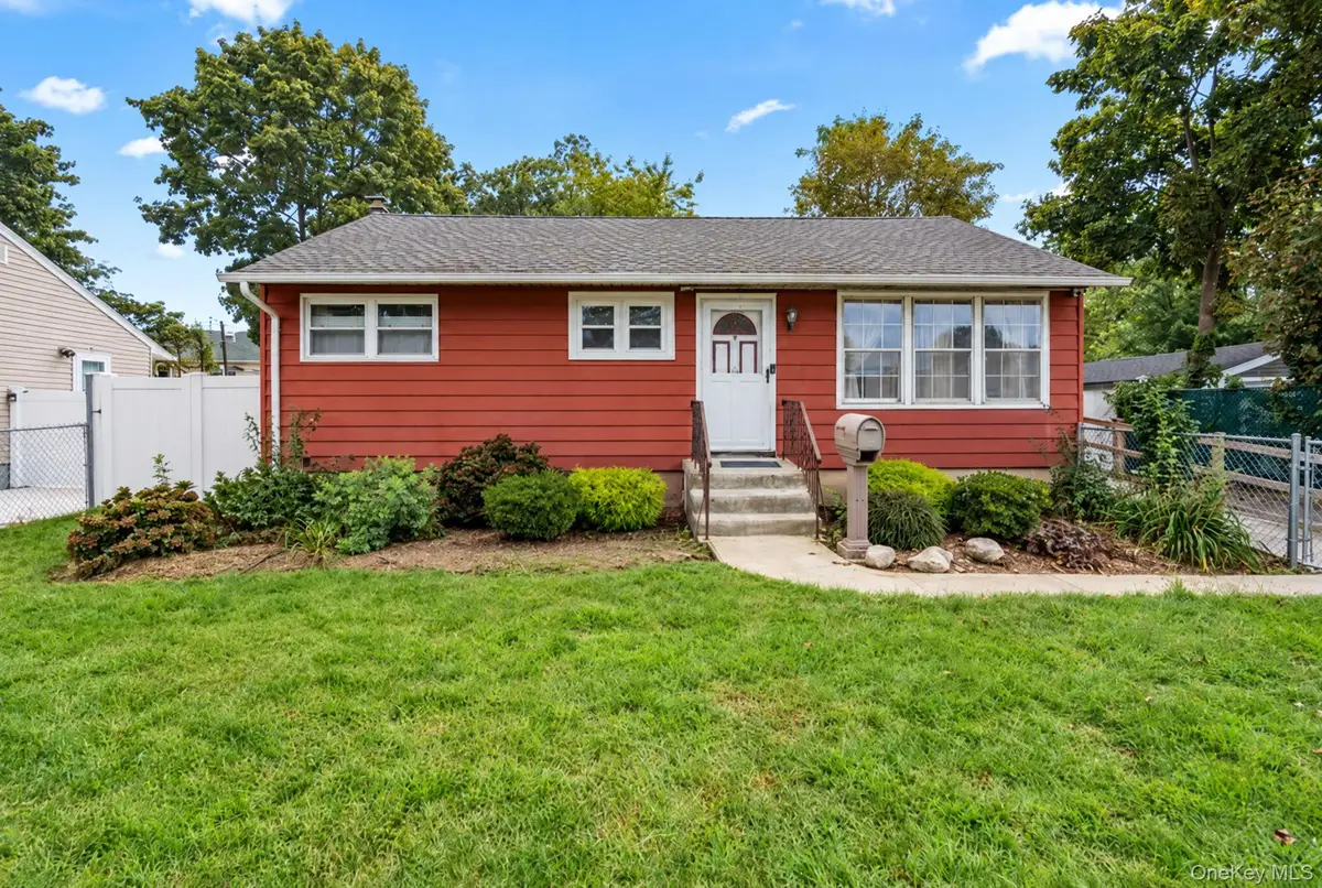 5 Prospect Street W, Amityville, NY 11701 - #1