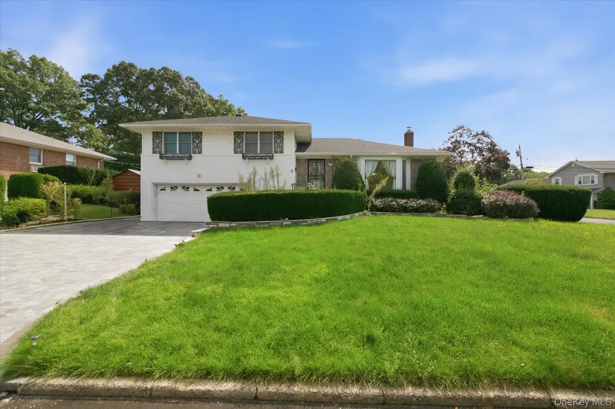 2 Goldfield Street, Melville, NY 11747 - #1