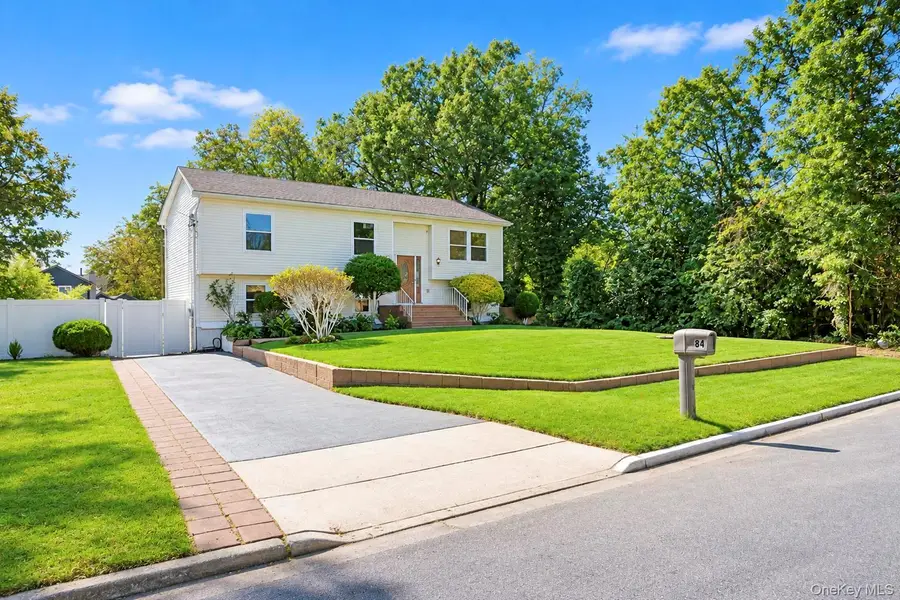 84 Arlington, Wyandanch, NY 11798 - #3