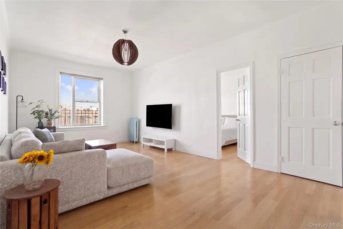 45-08 40th #C44, Sunnyside, NY 11104 - #1