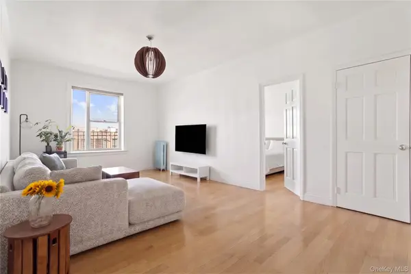 45-08 40th #C44, Sunnyside, NY 11104
