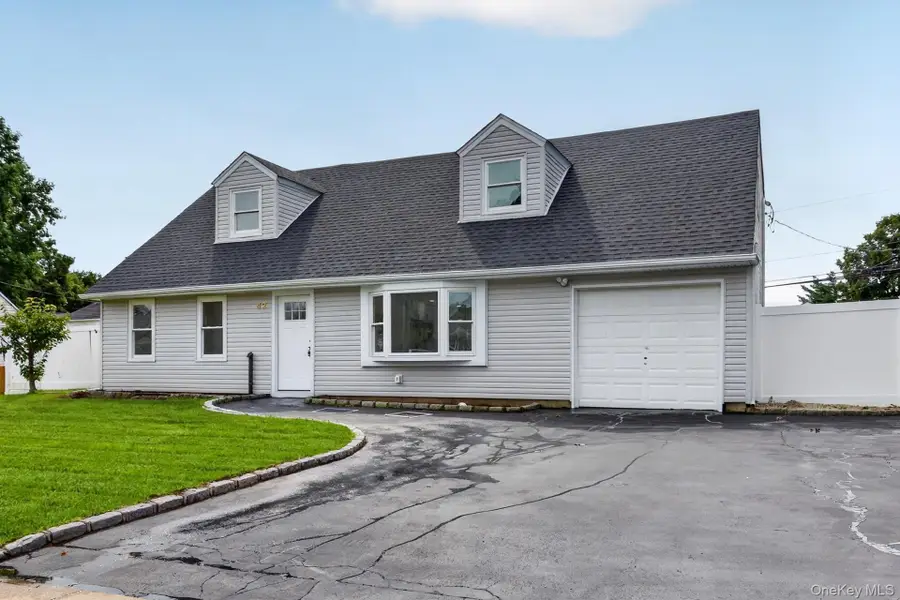 42 Clymer Street, Port Jefferson Station, NY 11776 - #2