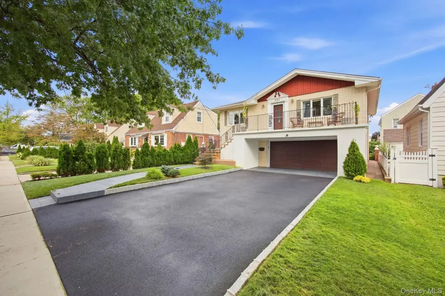 293 85th Avenue, Floral Park, NY 11001 - #2