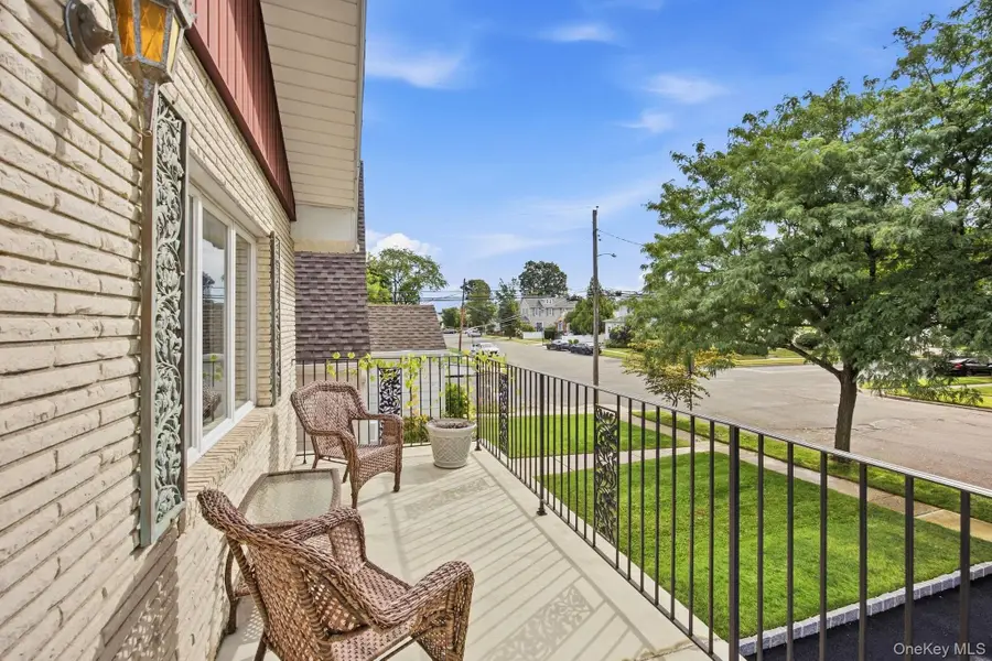 293 85th Avenue, Floral Park, NY 11001 - #3