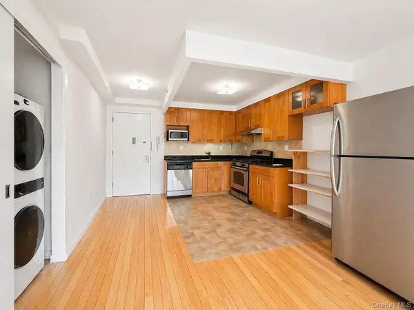93-05 37th Avenue #2B, Jackson Heights, NY 11372