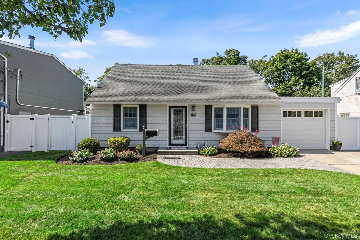 139 Arlyn Drive W, Massapequa, NY 11758 - #1