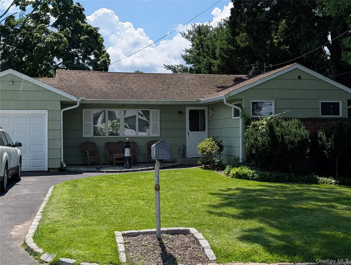 35 Sheridan Street, Huntington, NY 11743 - #1