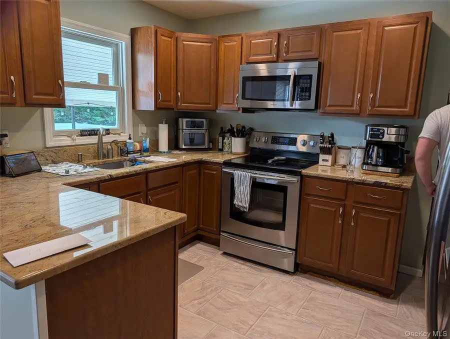35 Sheridan Street, Huntington, NY 11743 - #2