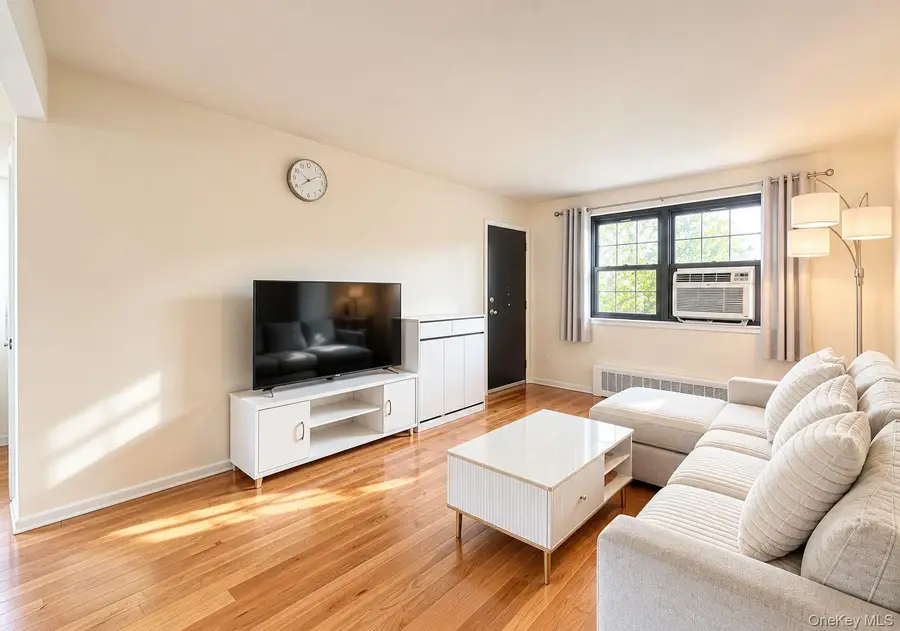 136-04 68th Dr #A, Flushing, NY 11367 - #3