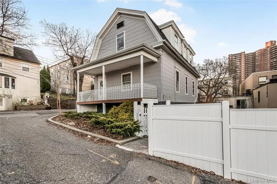 451 W 258th Street, Bronx, NY 10471 - #3