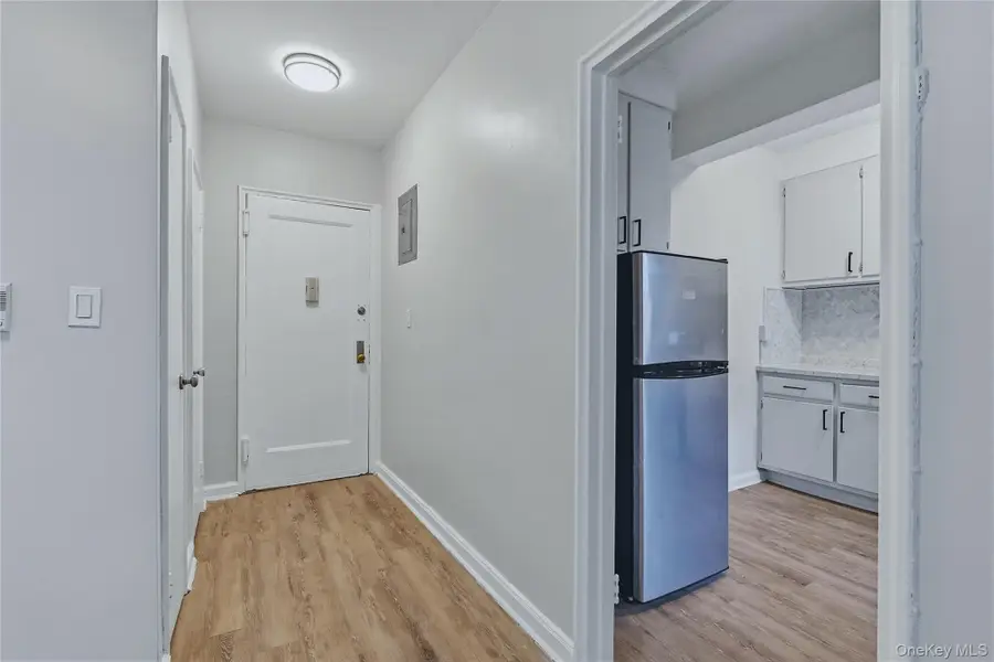 230 Pelham Road #4L, New Rochelle, NY 10805 - #3