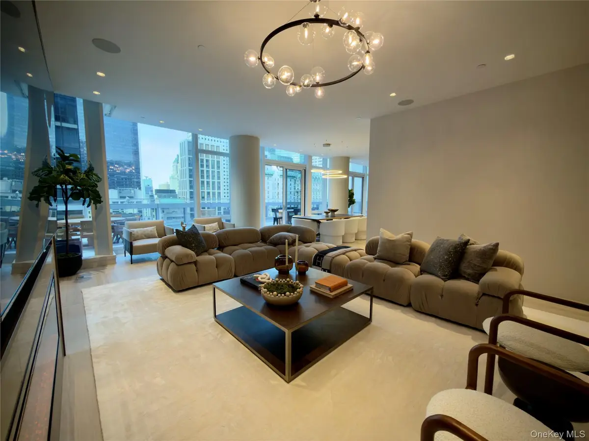 20 W 53rd Street #18 B/C, Manhattan, NY 10019 - #1