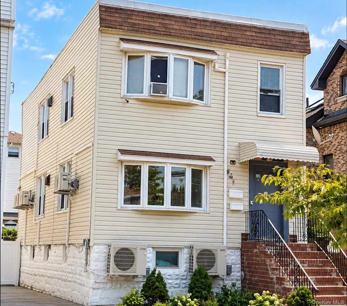 7-23 124, Flushing, NY 11356 - #1