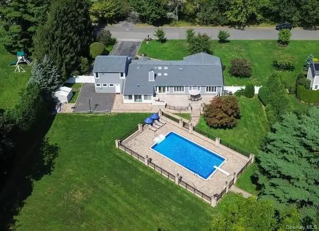 135 Hickman Street, Syosset, NY 11791 - #1