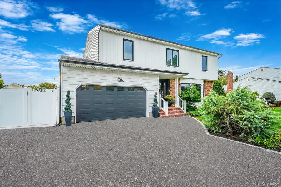 11 Susan Court, Deer Park, NY 11729 - #2