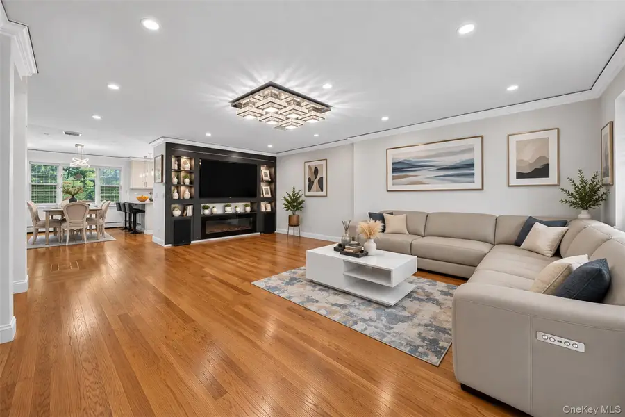 31 Colony Lane, Syosset, NY 11791 - #3