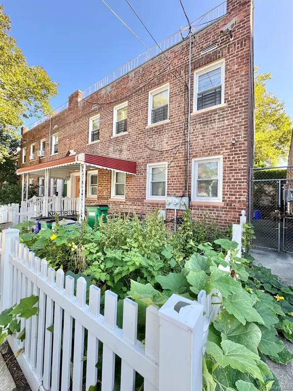 10935 202nd Street, Jamaica, NY 11412