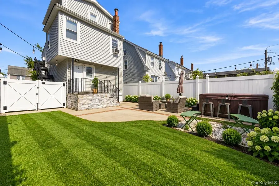 219-24 130 Drive, Springfield Gardens, NY 11413 - #2