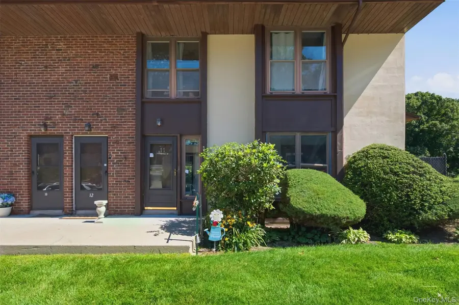 11 Juniper Court #11, Selden, NY 11784 - #2