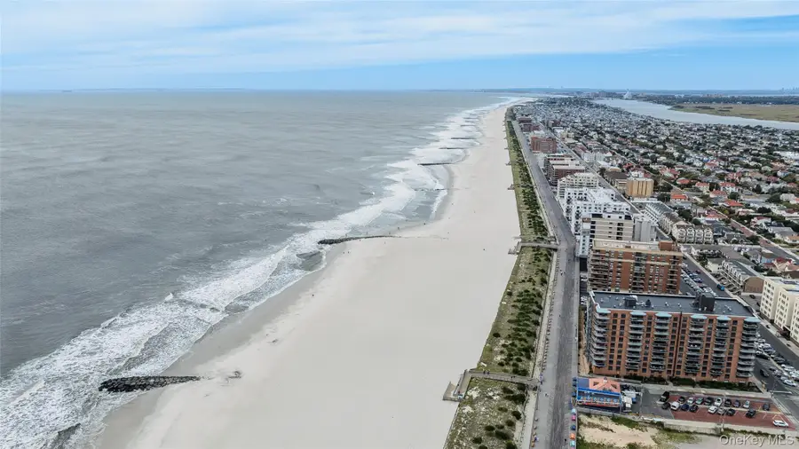1 E Broadway #3D, Long Beach, NY 11561 - #2
