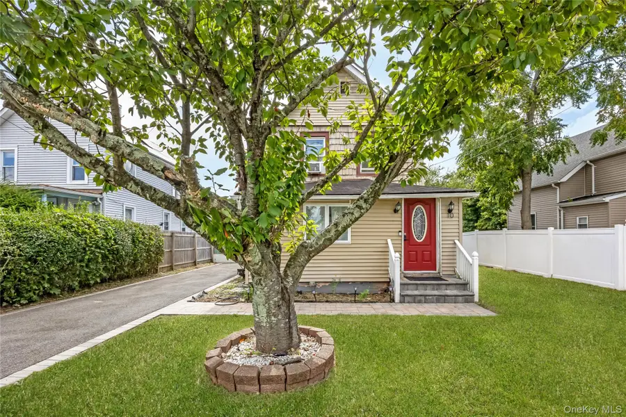 10 Brightside Avenue, Central Islip, NY 11722 - #3