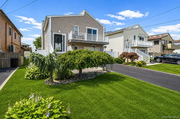 32 Yacht Club Road, Babylon, NY 11702