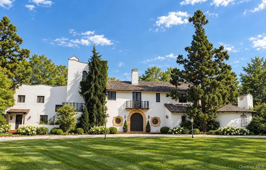 33 Grand Park Avenue, Scarsdale, NY 10583 - #3