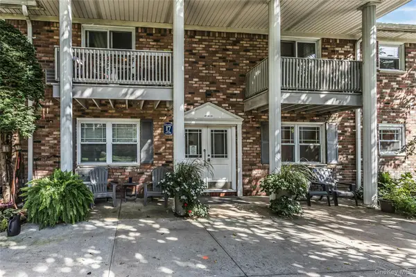 246 Fairharbor #246, Patchogue, NY 11772