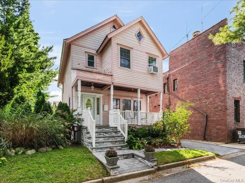 39 12th Avenue, Sea Cliff, NY 11579 - #2
