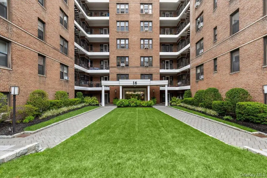 16 N Broadway #5C, White Plains, NY 10601 - #2