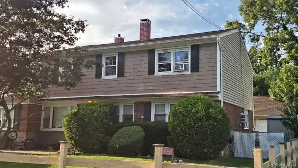 81 Baltimore Avenue, Massapequa, NY 11758