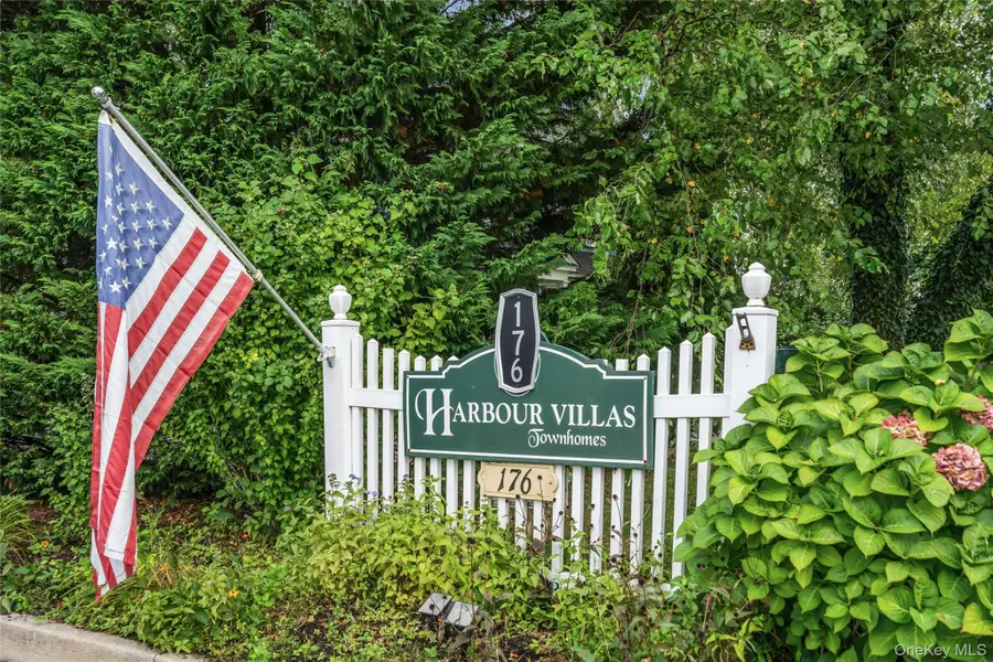 176 Merrick Road #10, Amityville, NY 11701 - #2