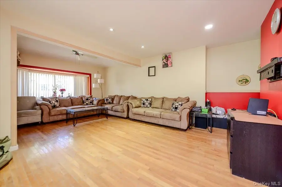 950 Edison Avenue, Bronx, NY 10465 - #3