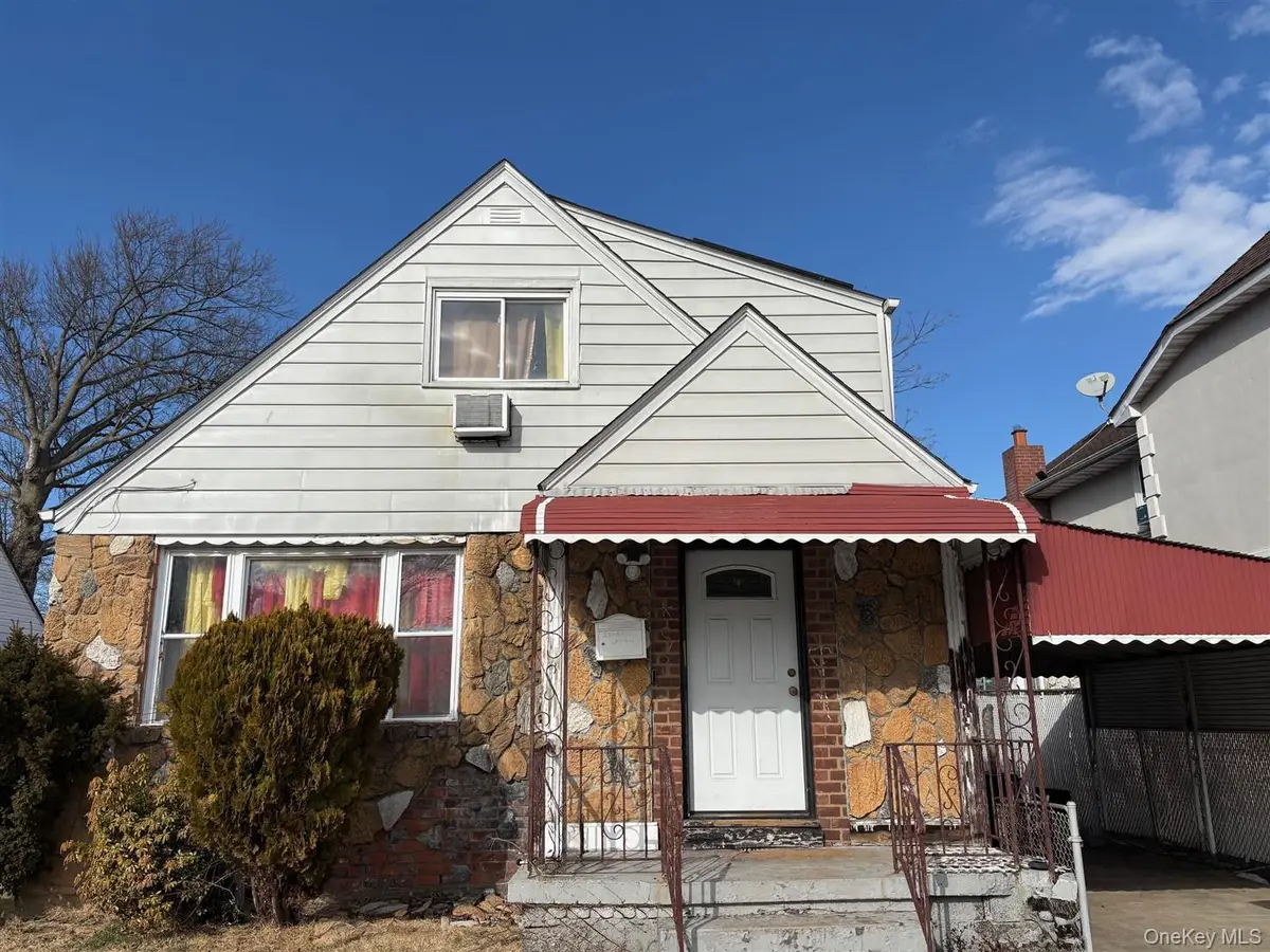 231-37 128th Road, Laurelton, NY 11413 - #1