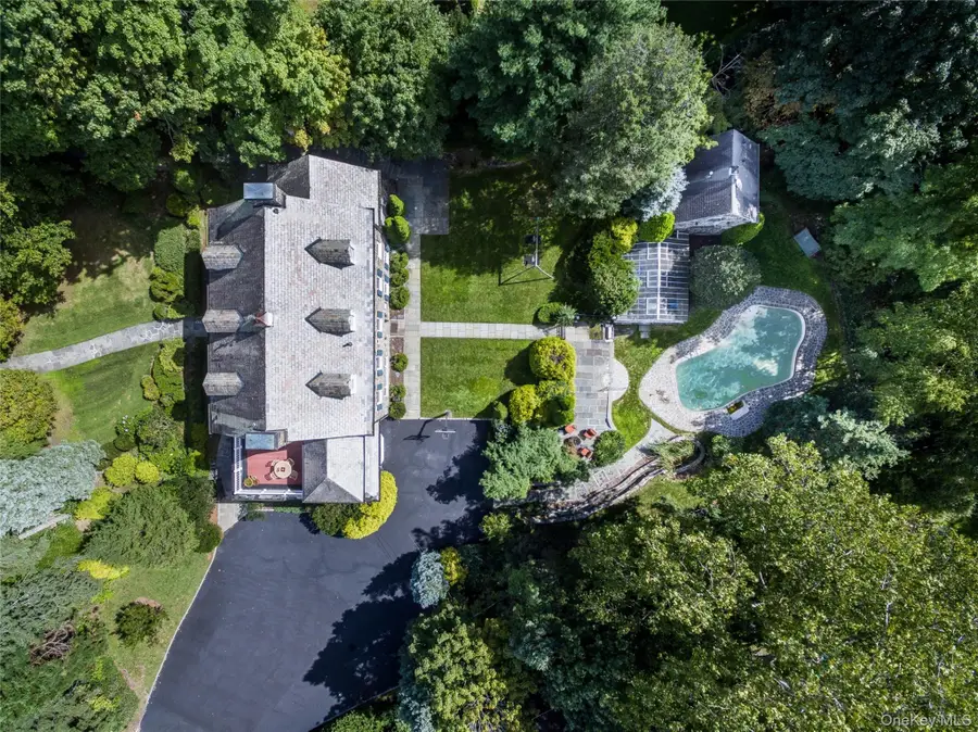 209 Beechmont Drive, New Rochelle, NY 10804 - #2