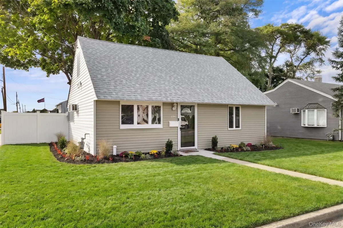 234 Division Avenue, Massapequa, NY 11758 - #1
