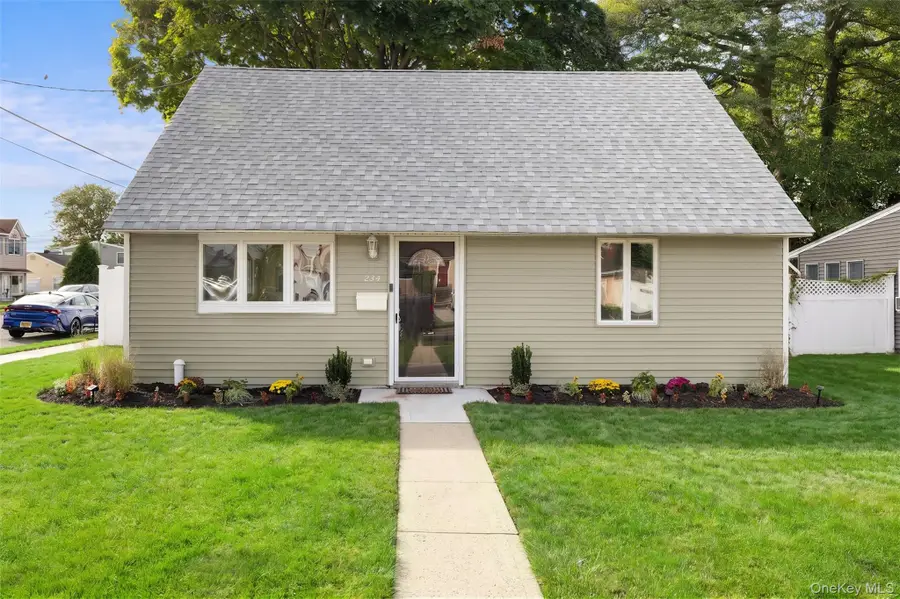 234 Division Avenue, Massapequa, NY 11758 - #2