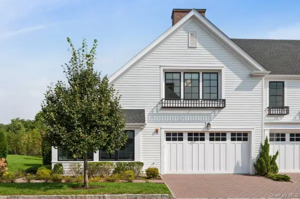 19 Lavender Lane, Rye Brook, NY 10573