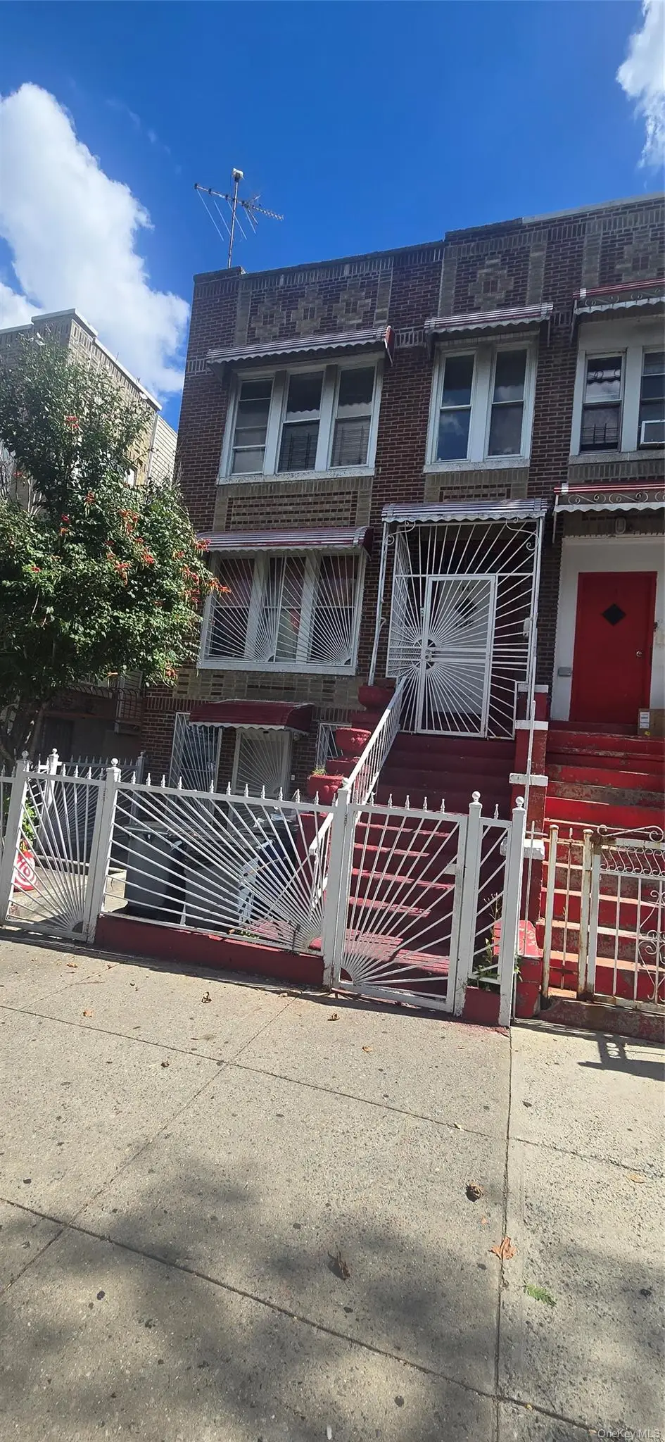 1348 Elder Avenue, Bronx, NY 10472 - #1