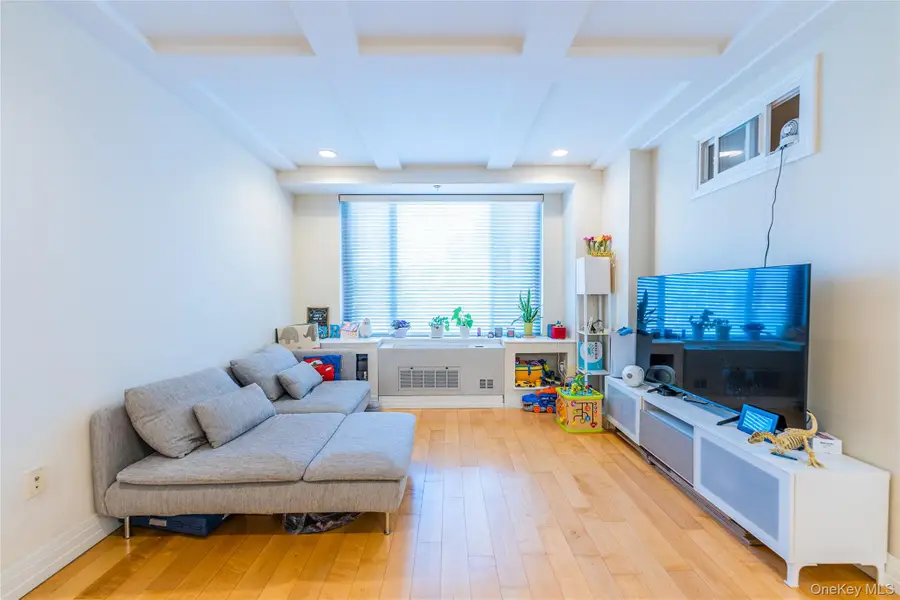 64-05 Yellowstone Boulevard #519, Forest Hills, NY 11375 - #2