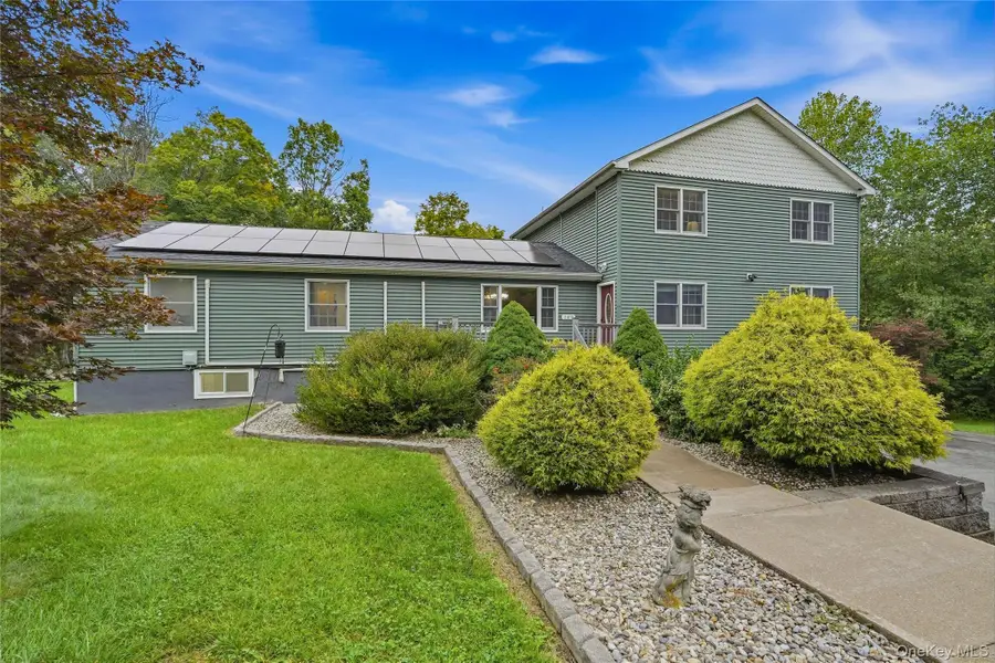 142 Hawleys Corners Road, Highland, NY 12528 - #2